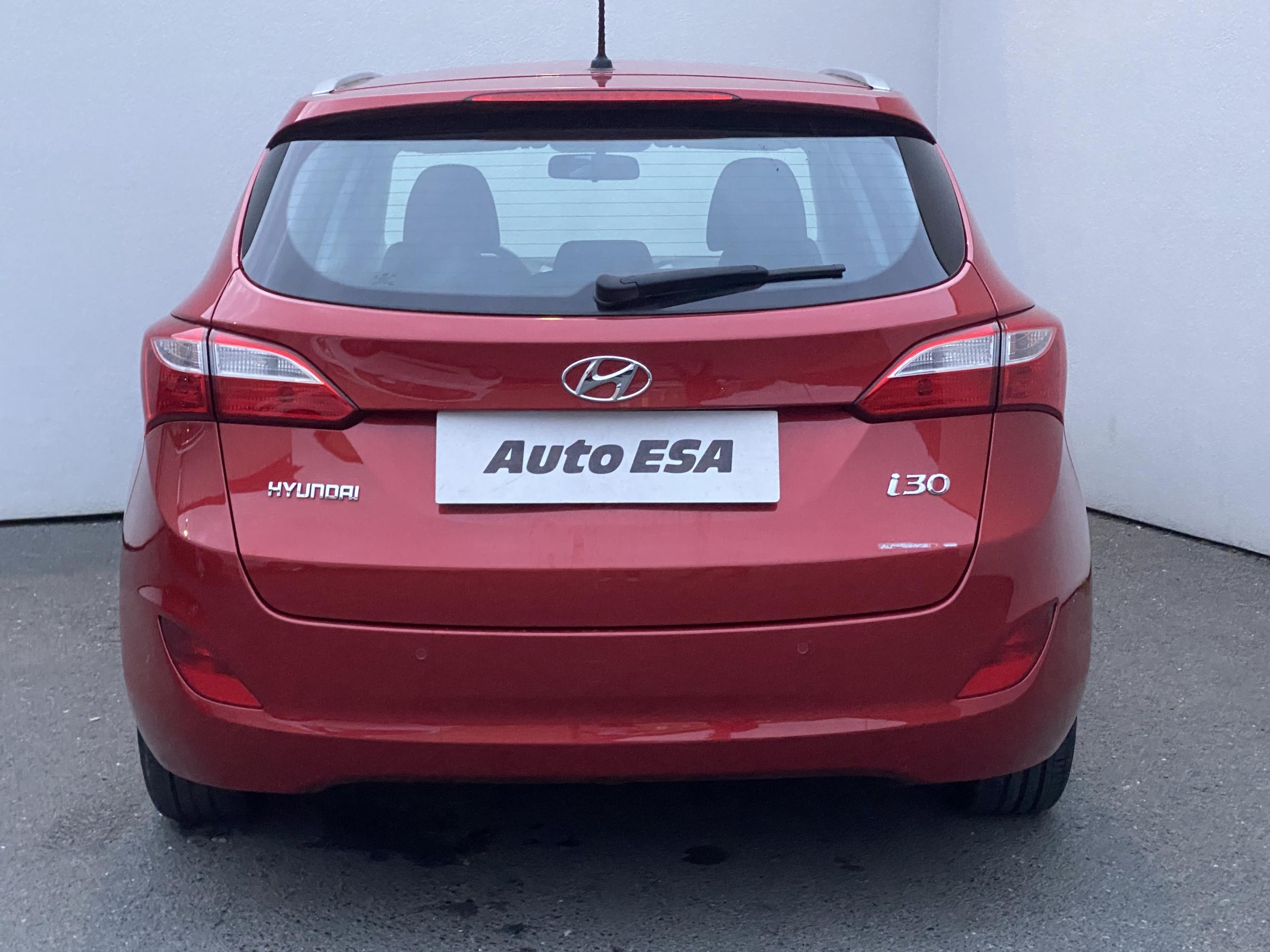 Hyundai i30, 2016 - pohled č. 5