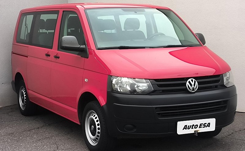 Volkswagen Transporter 2.0TDi  9míst