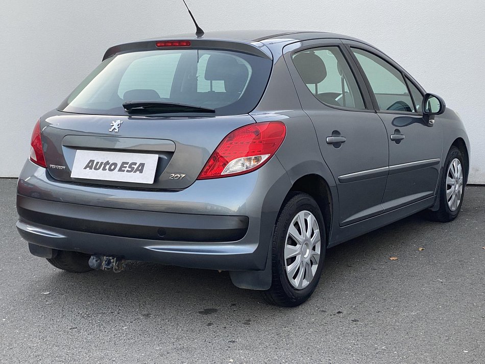 Peugeot 207 1.4i 