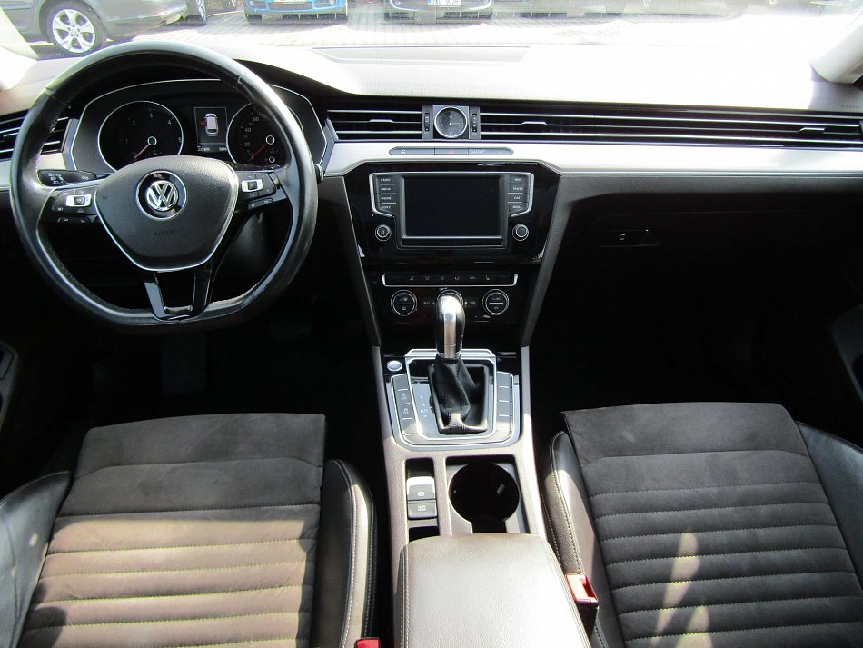 Volkswagen Passat 2.0TDi Highline