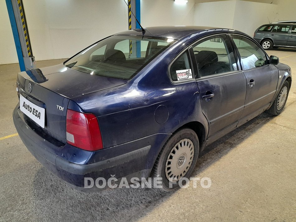 Volkswagen Passat 1.9TDi 