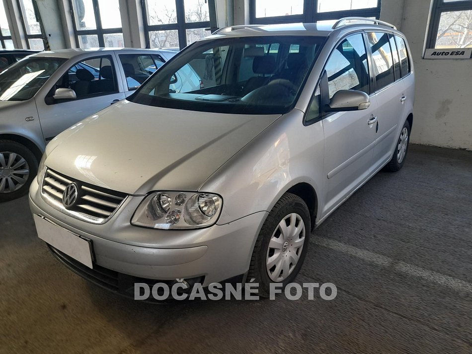 Volkswagen Touran 2.0 TDi 