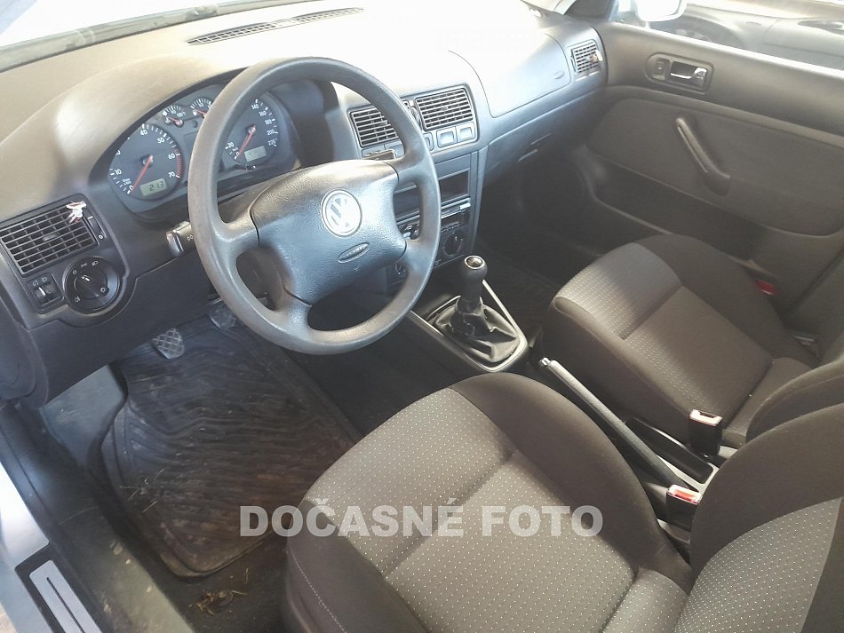 Volkswagen Touran 2.0 TDI 