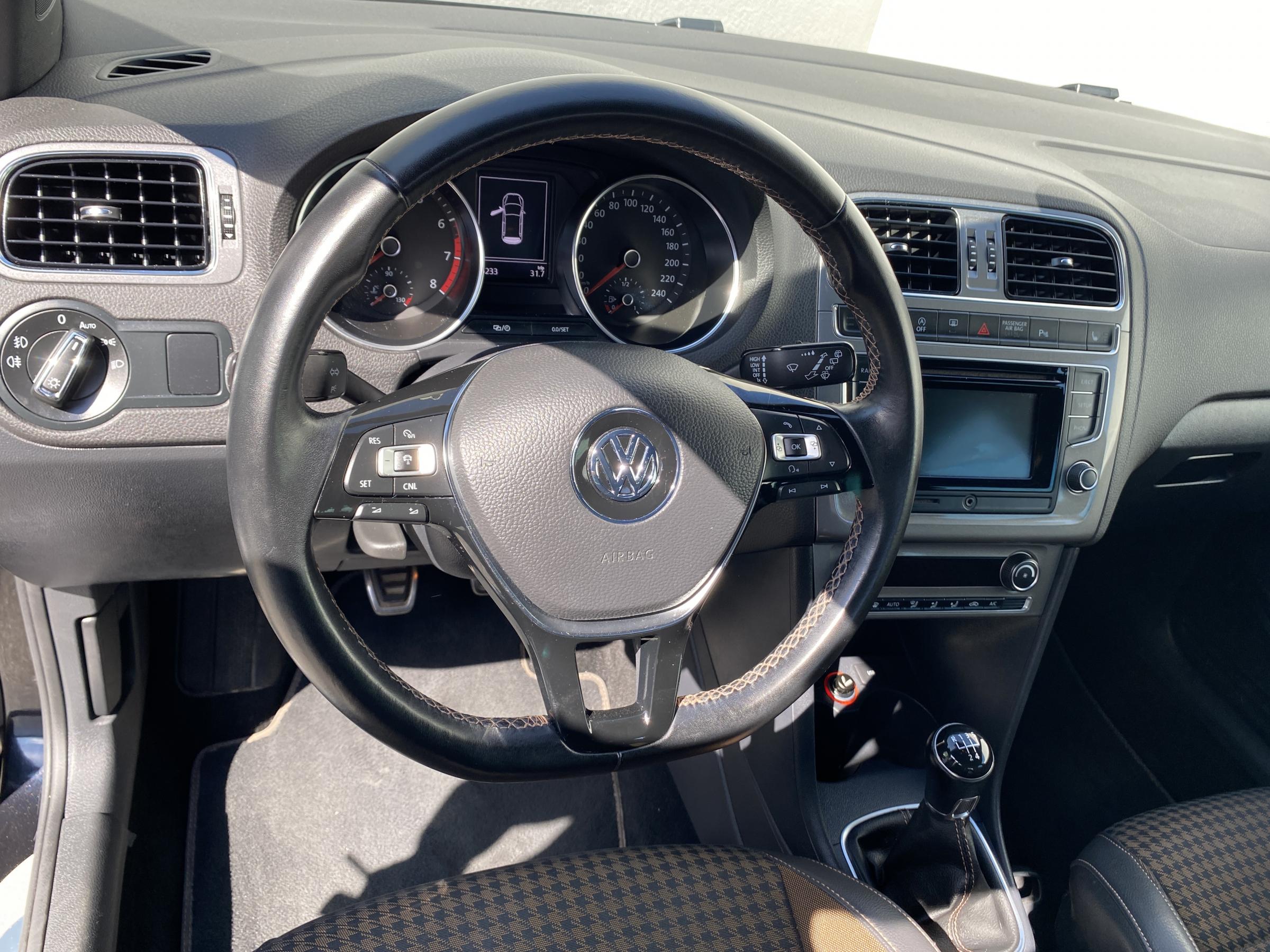 Volkswagen Polo, 2015 - pohled č. 14