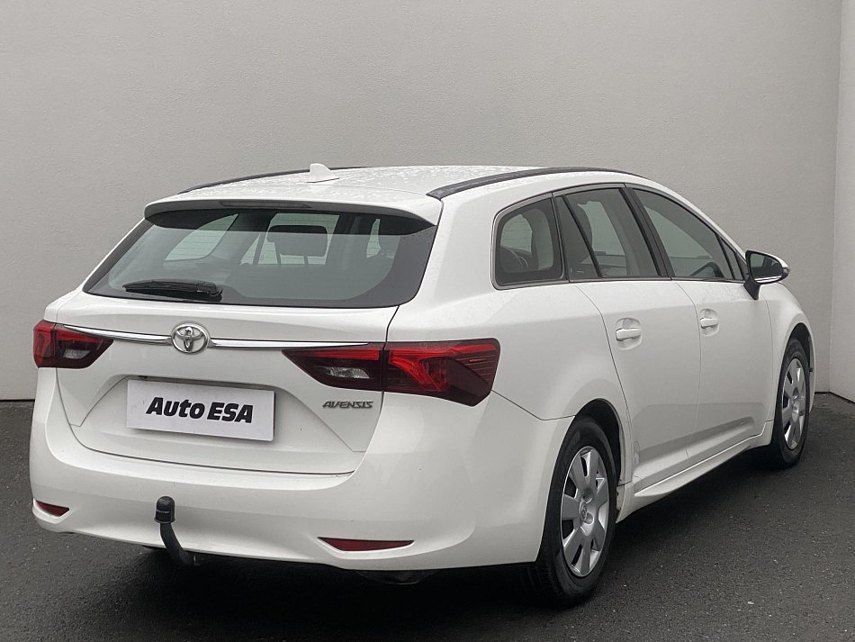 Toyota Avensis 1.8 VVT-i Comfort