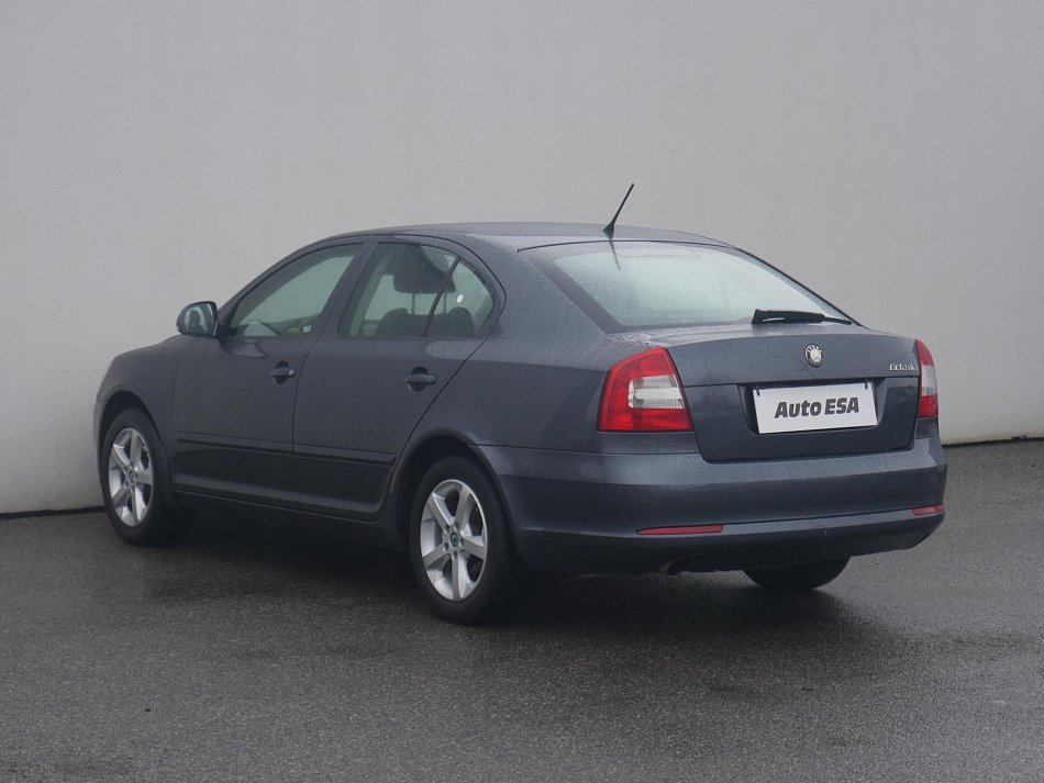 Škoda Octavia II 1.6 TDi Elegance