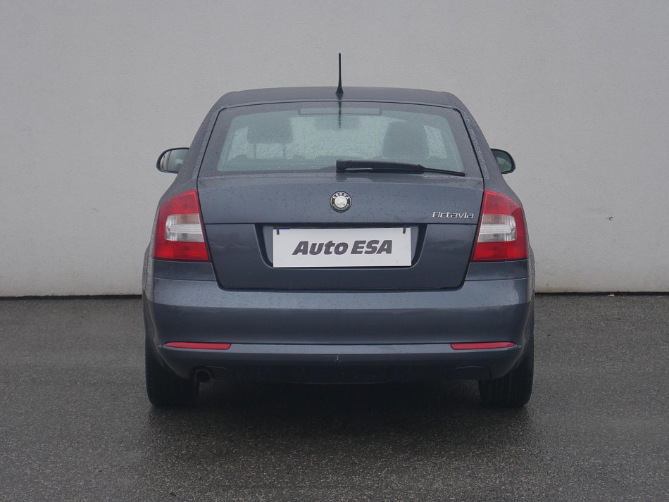 Škoda Octavia II 1.6 TDi Elegance