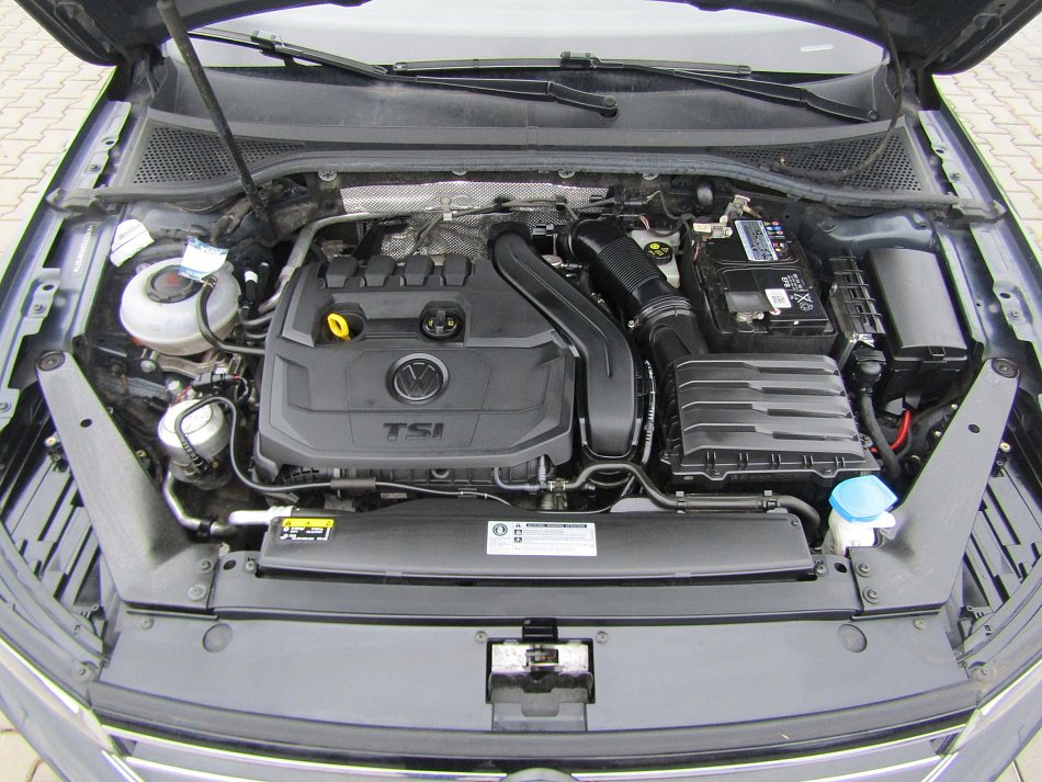 Volkswagen Passat 1.5 TSi Comfortline