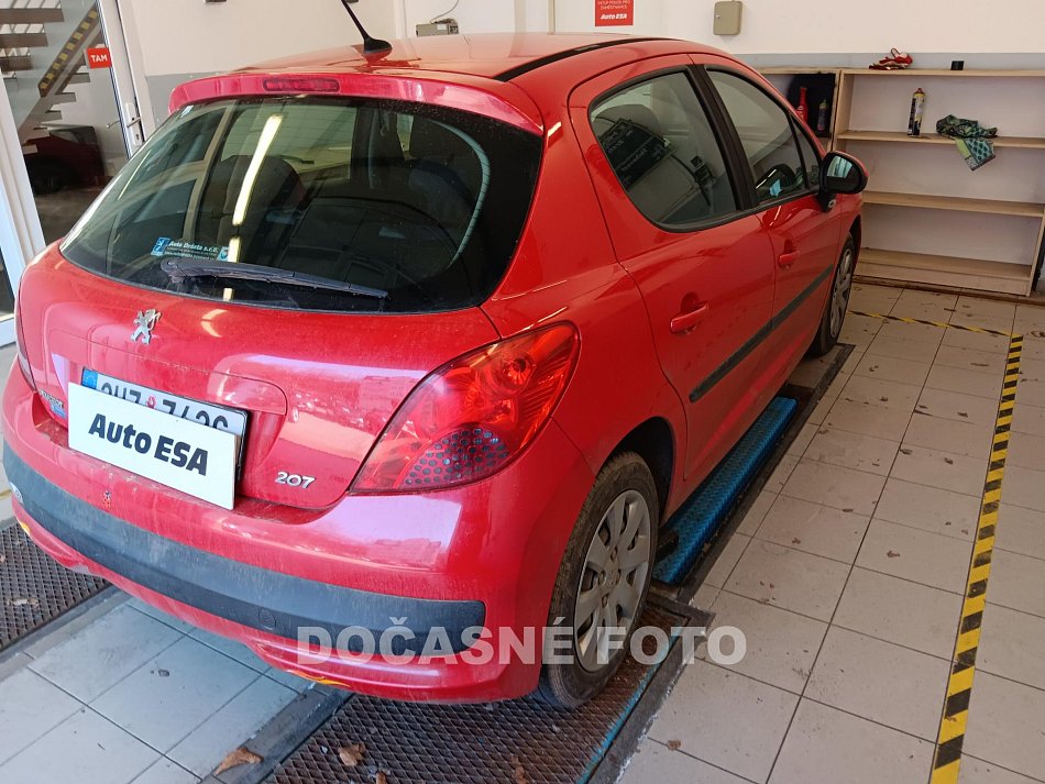 Peugeot 207 1.4i 