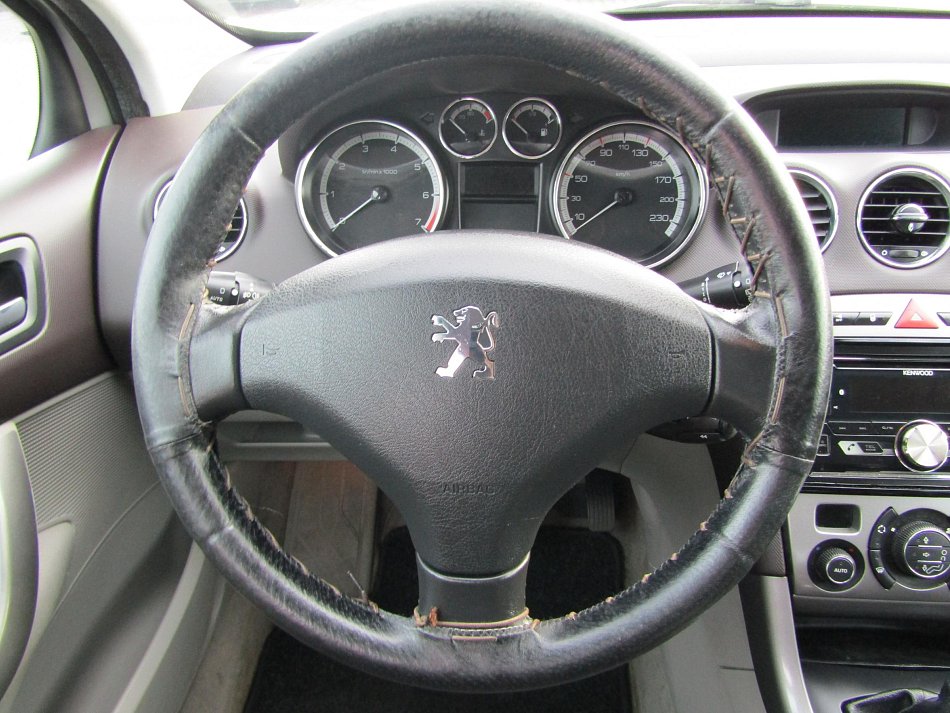 Peugeot 308 1.6 VTI 