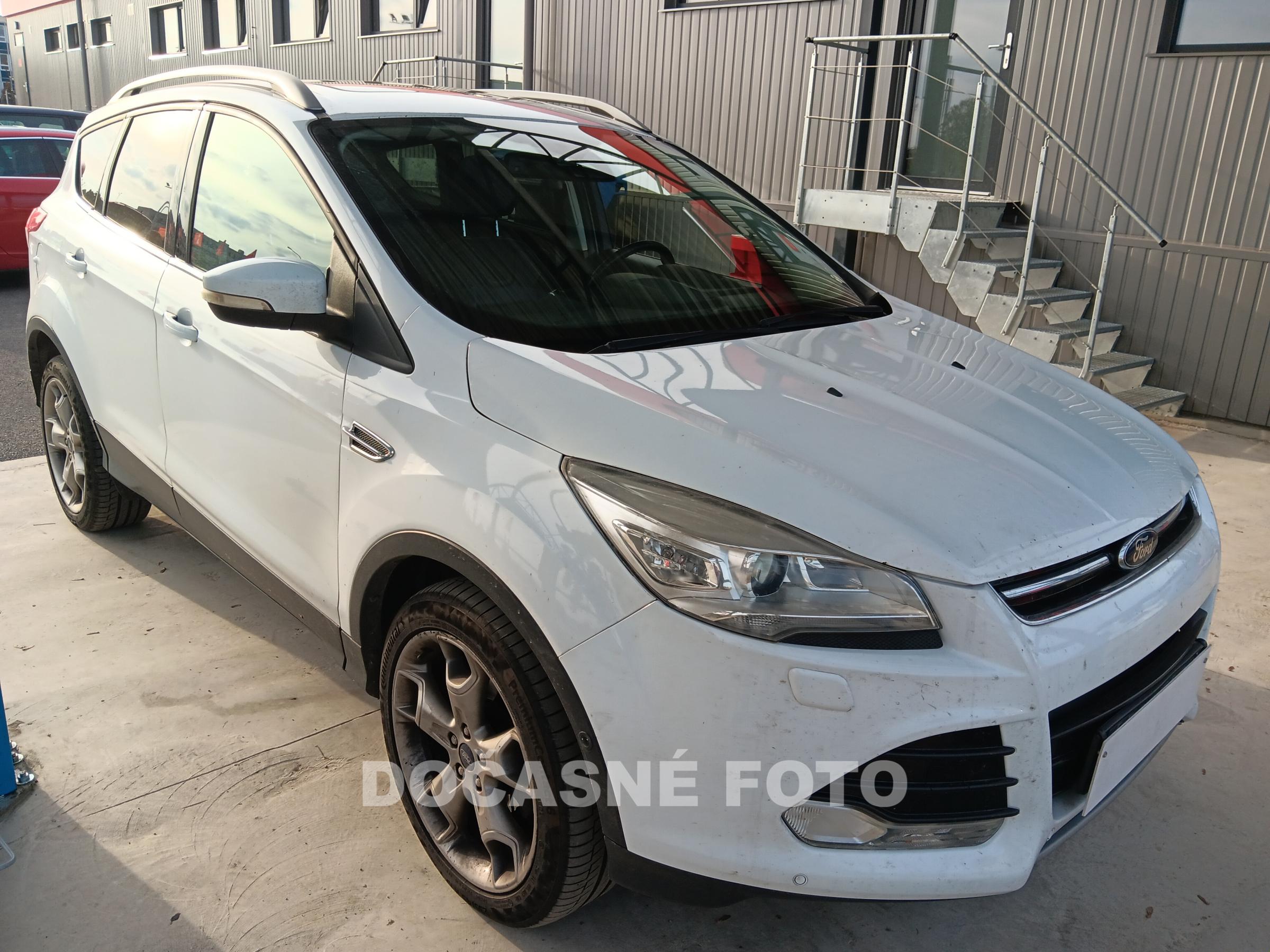 Ford Kuga, 2014 - celkový pohled