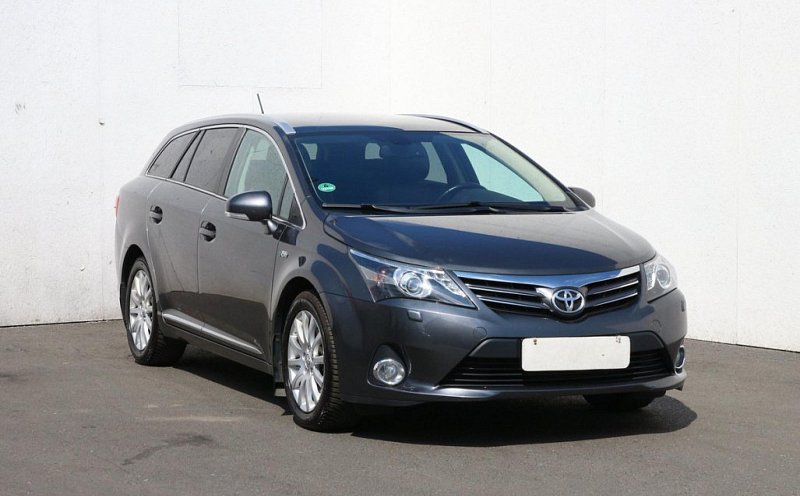 Toyota Avensis 1.8 Comfort