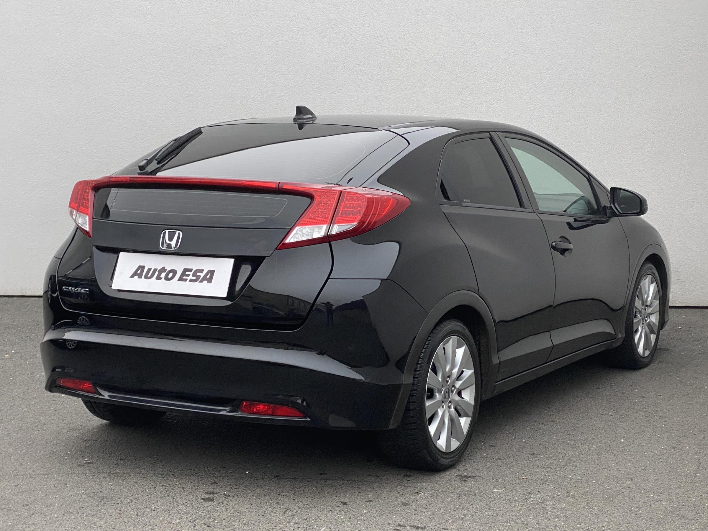 Honda Civic, 2012 - pohled č. 4