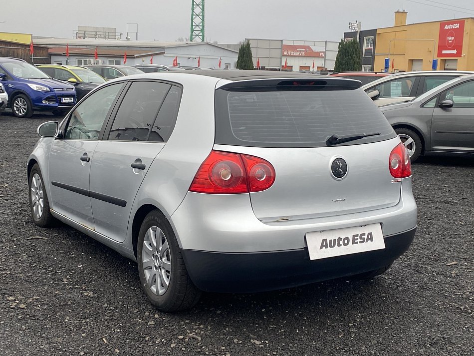 Volkswagen Golf 1.9TDi 