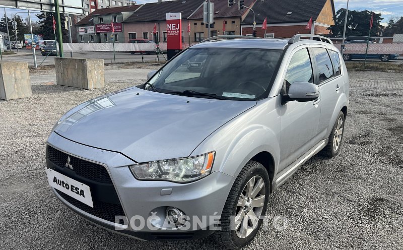 Mitsubishi Outlander 2.2 