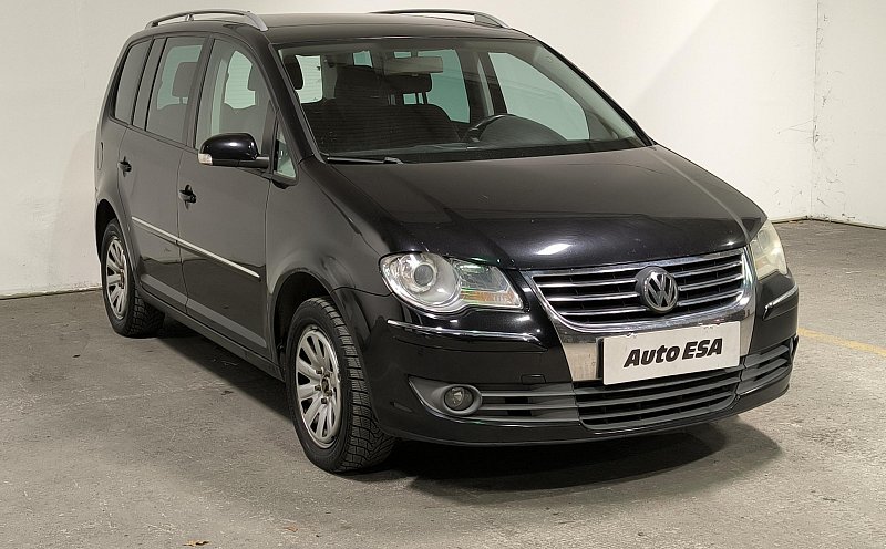 Volkswagen Touran 2.0 TDi 