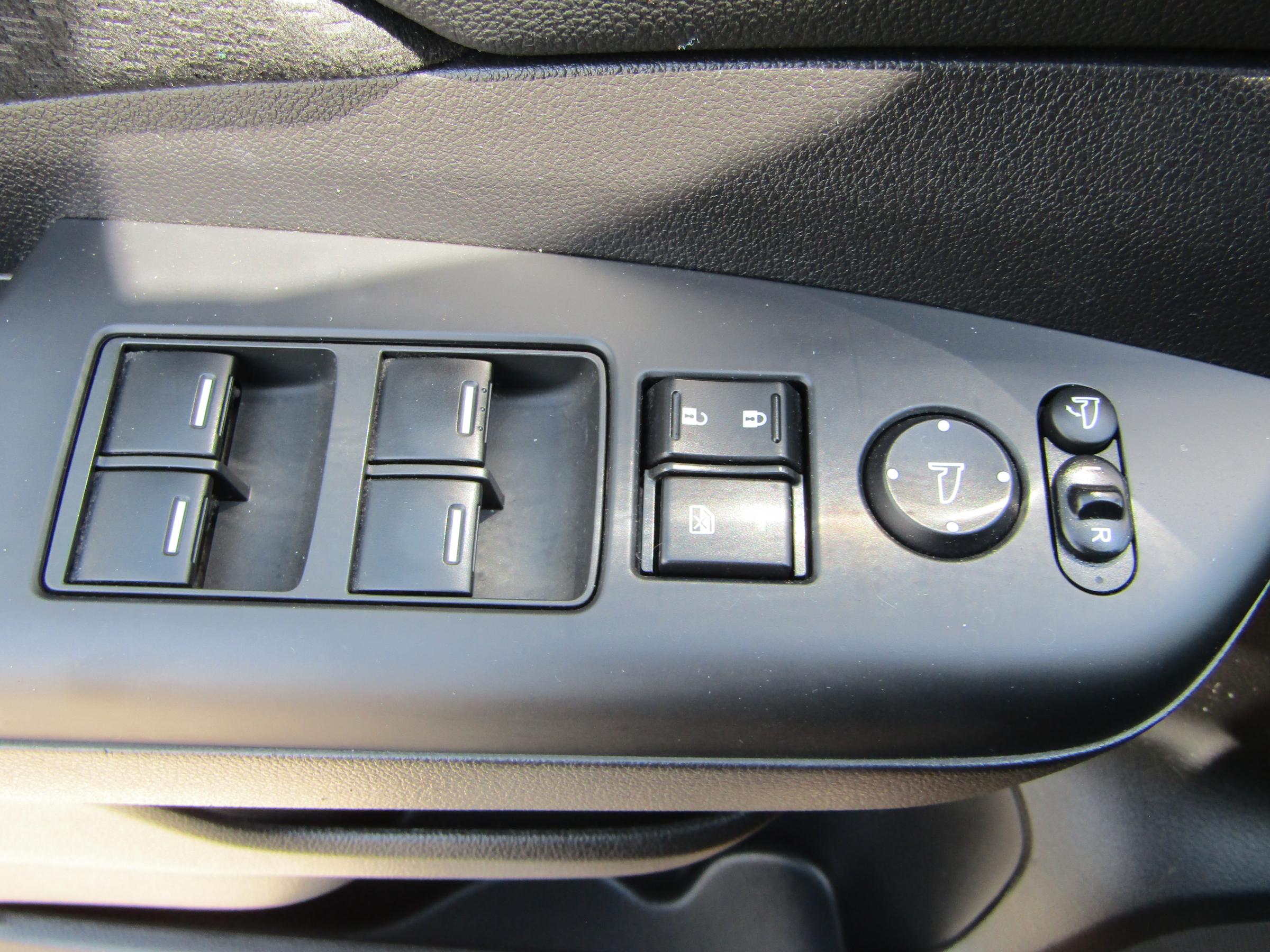 Honda CR-V, 2015 - pohled č. 13