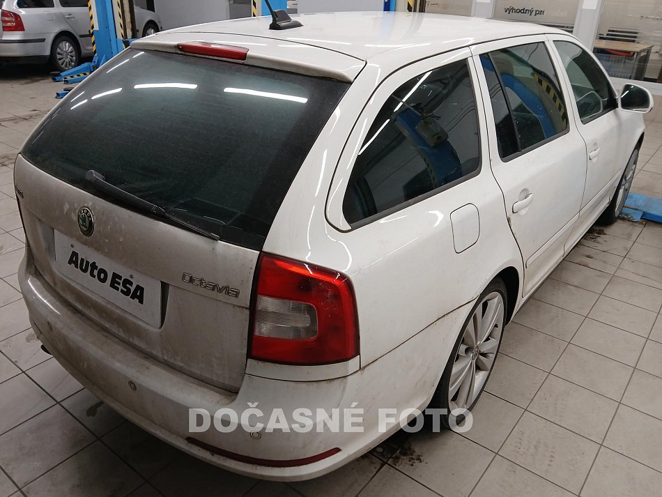 Škoda Octavia II 2.0 TFSi RS