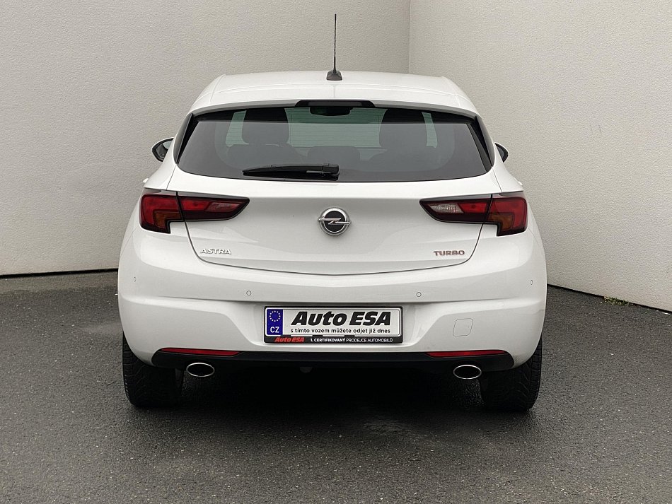 Opel Astra 1.6T Innovation