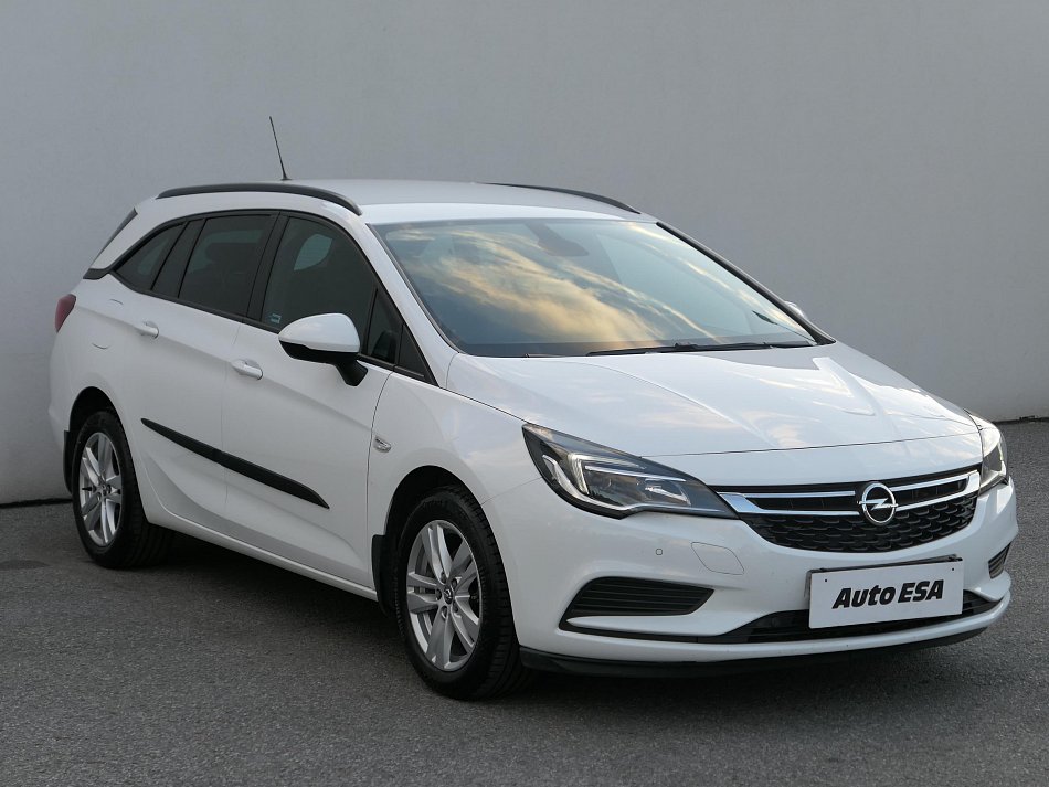 Opel Astra 1.4T 