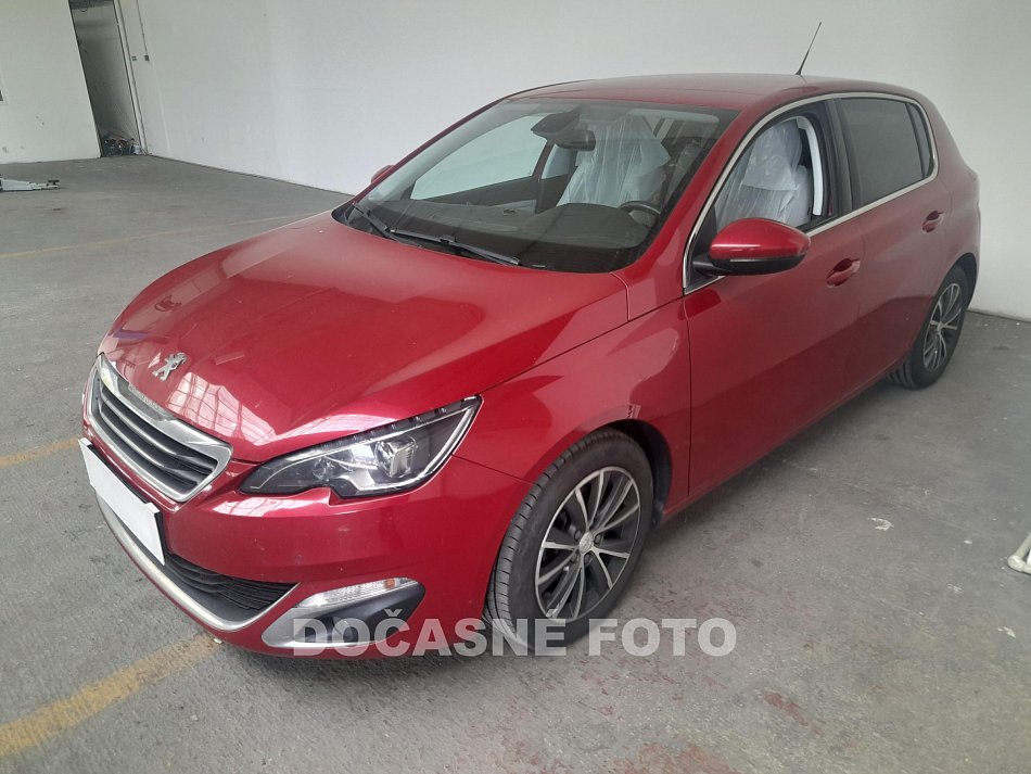 Peugeot 308 1.2