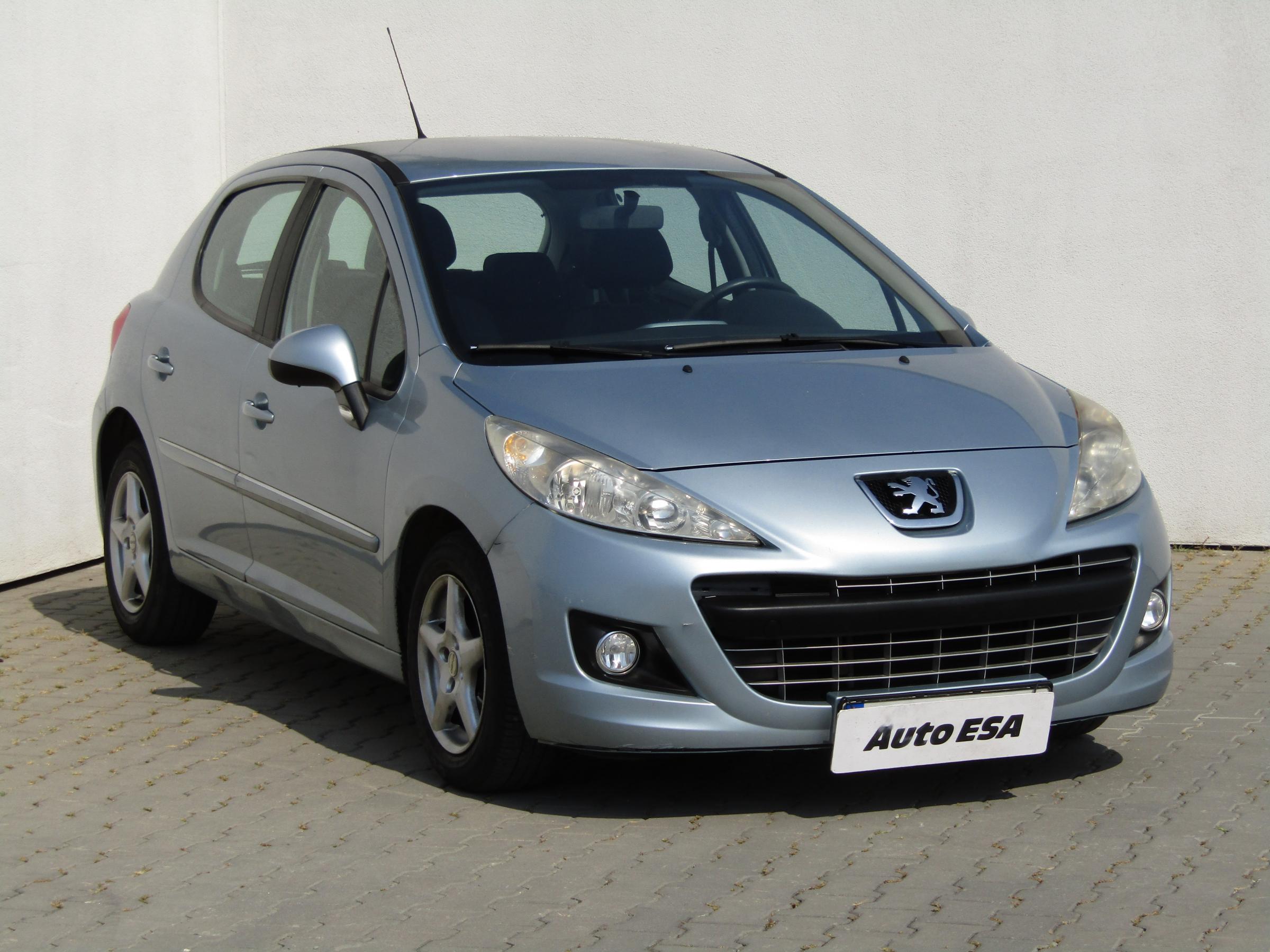 Peugeot 207, 2011 - pohled č. 1