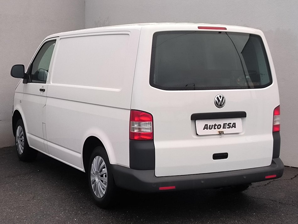 Volkswagen Transporter 2.0 TDi  DÍLNA