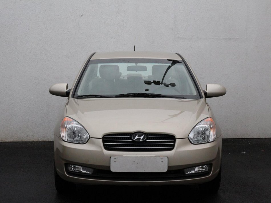 Hyundai Accent 1.4i 