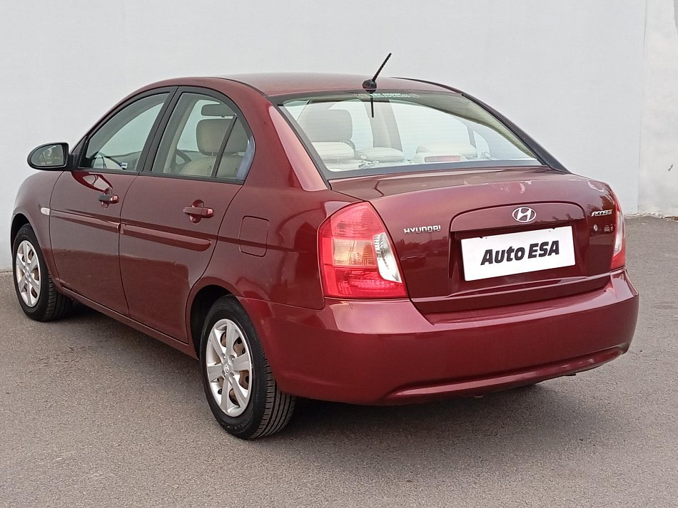 Hyundai Accent 1.4i 