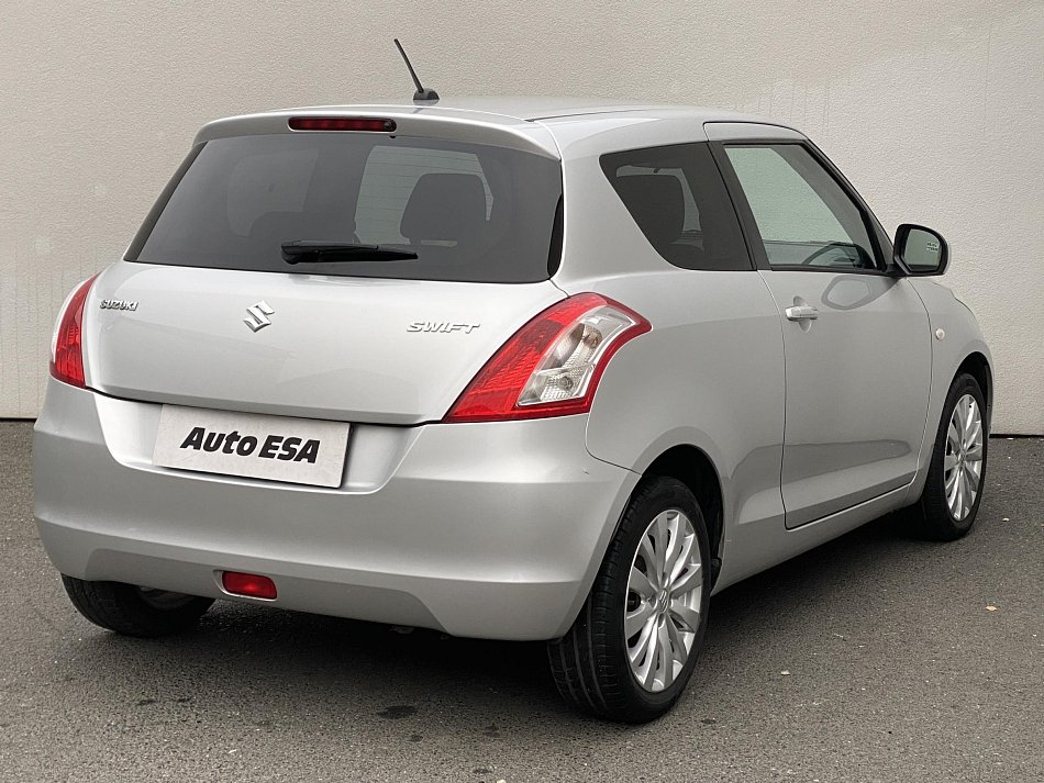 Suzuki Swift 1.2 VVT 