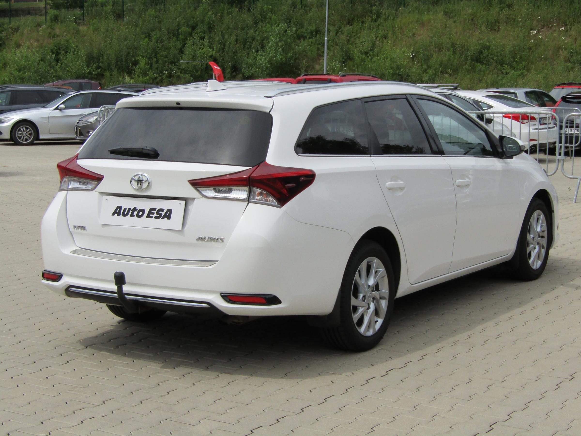 Toyota Auris, 2016 - pohled č. 4
