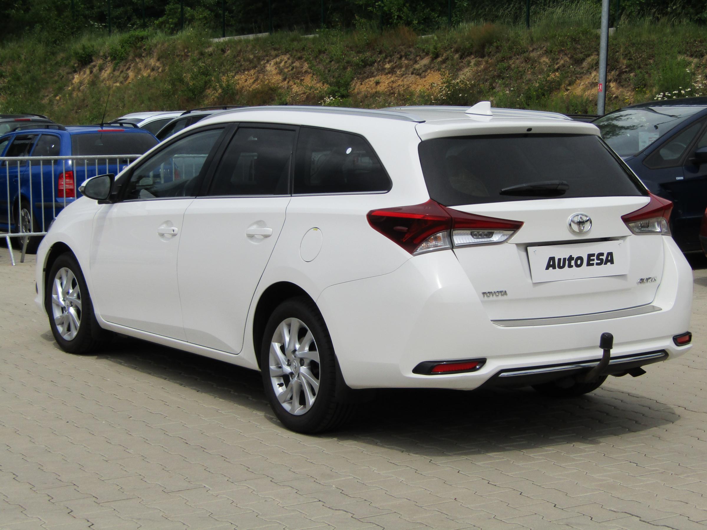 Toyota Auris, 2016 - pohled č. 6
