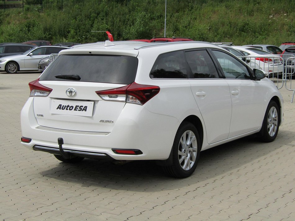 Toyota Auris 1.6 VVT- i 
