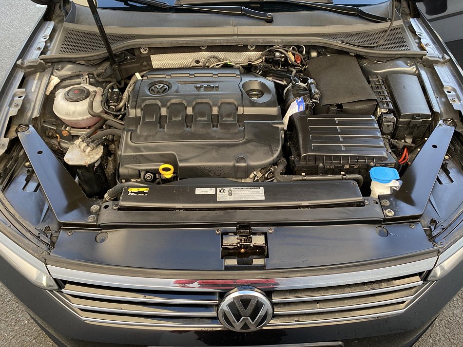 Volkswagen Passat 2.0 TDi Highline