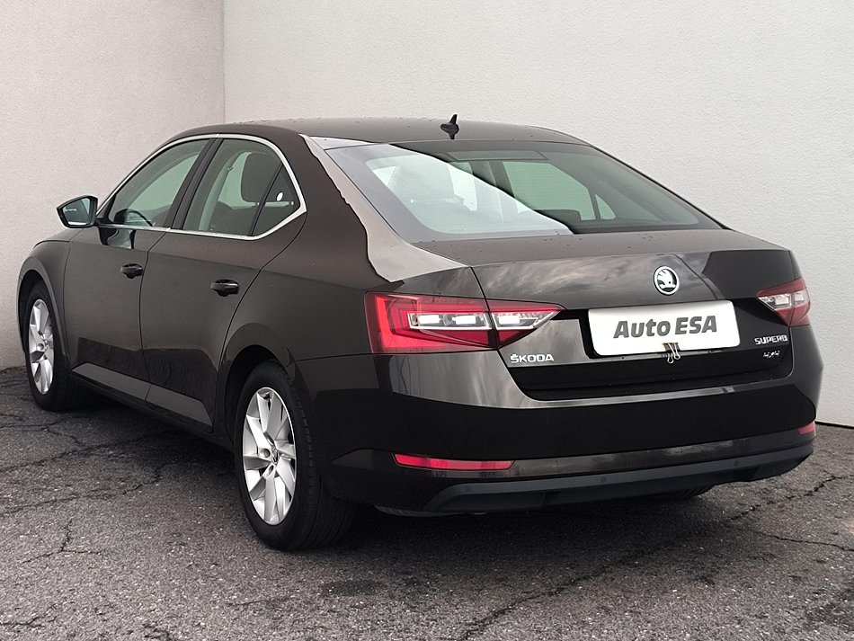 Škoda Superb III 2.0 TDi Ambition 4X4