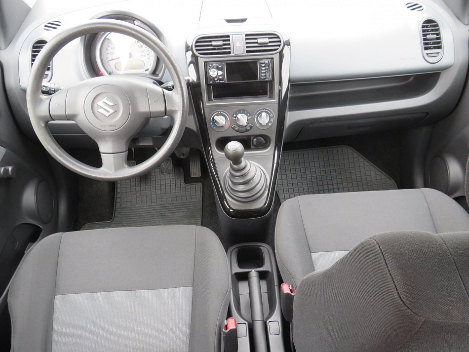 Suzuki Splash 1.0i 