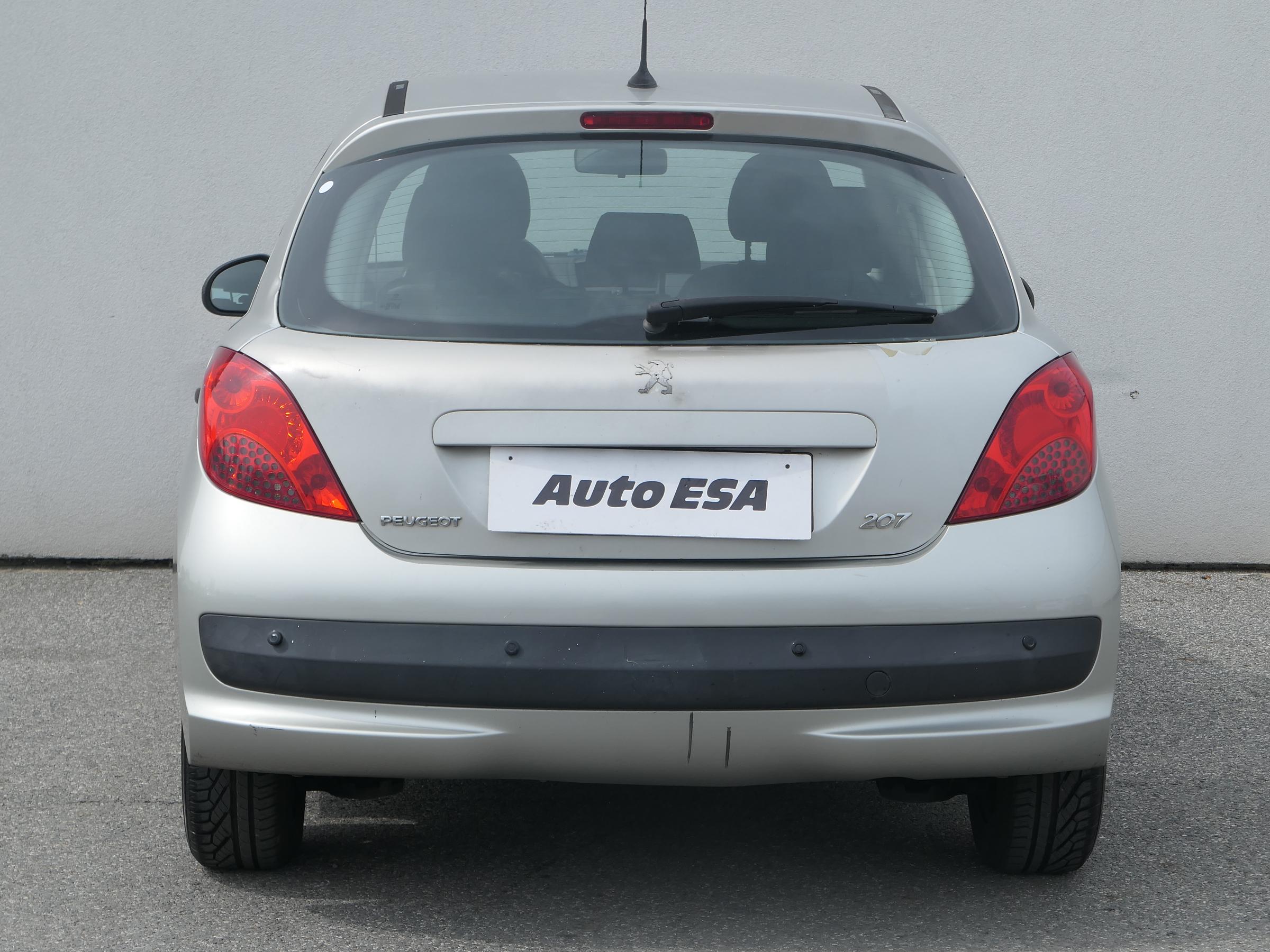 Peugeot 207, 2007 - pohled č. 5