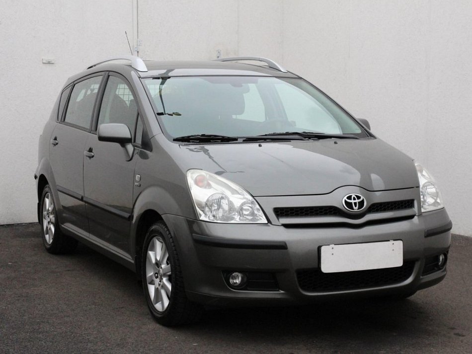 Toyota Corolla Verso 2.2 