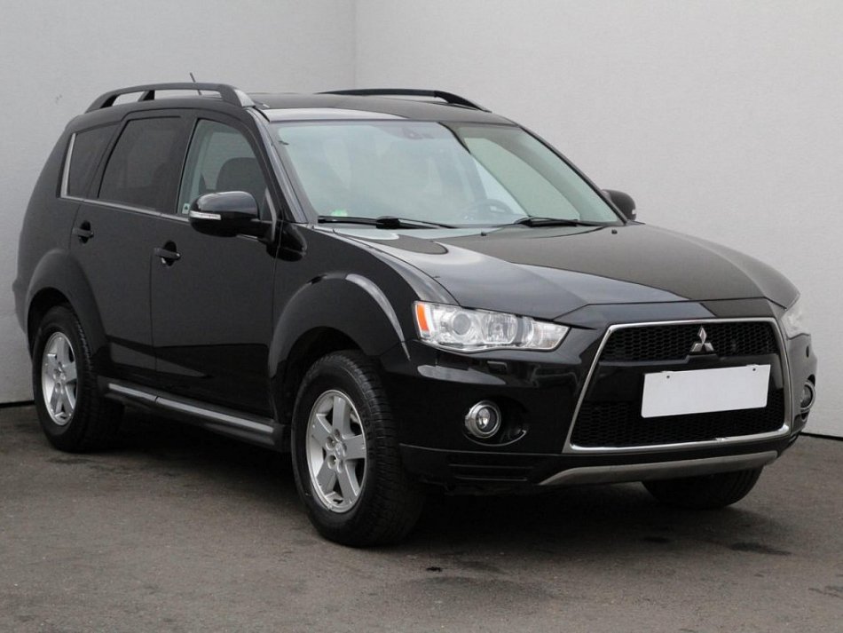 Mitsubishi Outlander 2.2 