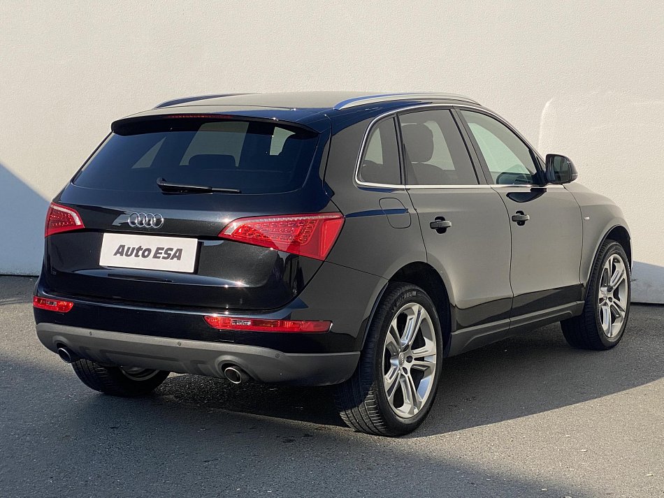 Audi Q5 3.0 TDi S-line quattro