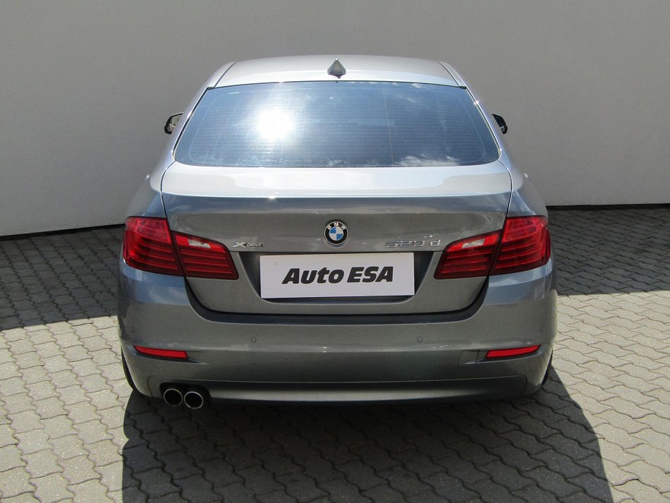 BMW Řada 5 2.0d  520d xDrive