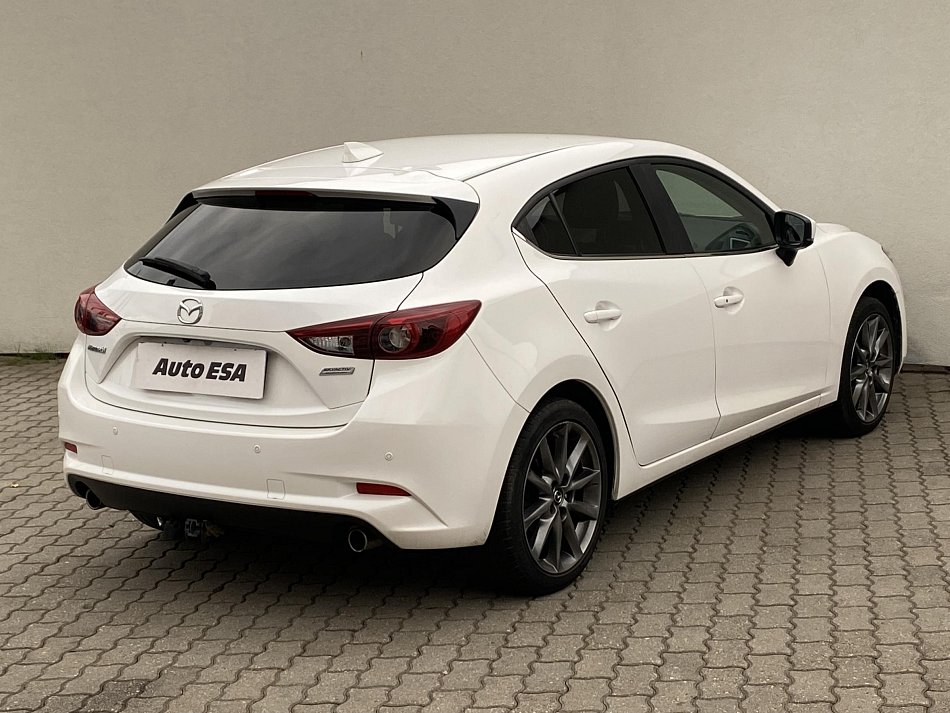 Mazda 3 2.0 i Sport