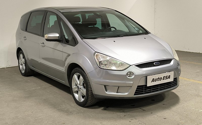 Ford S-MAX 2.0i 