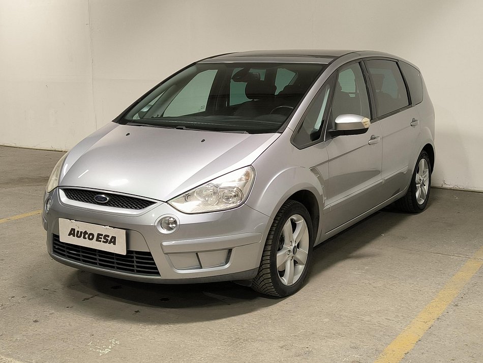 Ford S-MAX 2.0i 