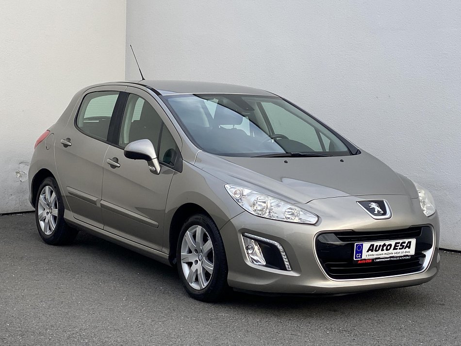 Peugeot 308 1.6 VTi 