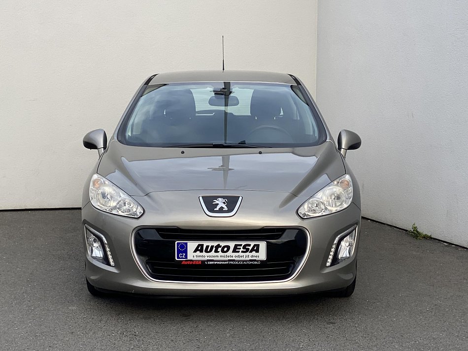 Peugeot 308 1.6 VTi 