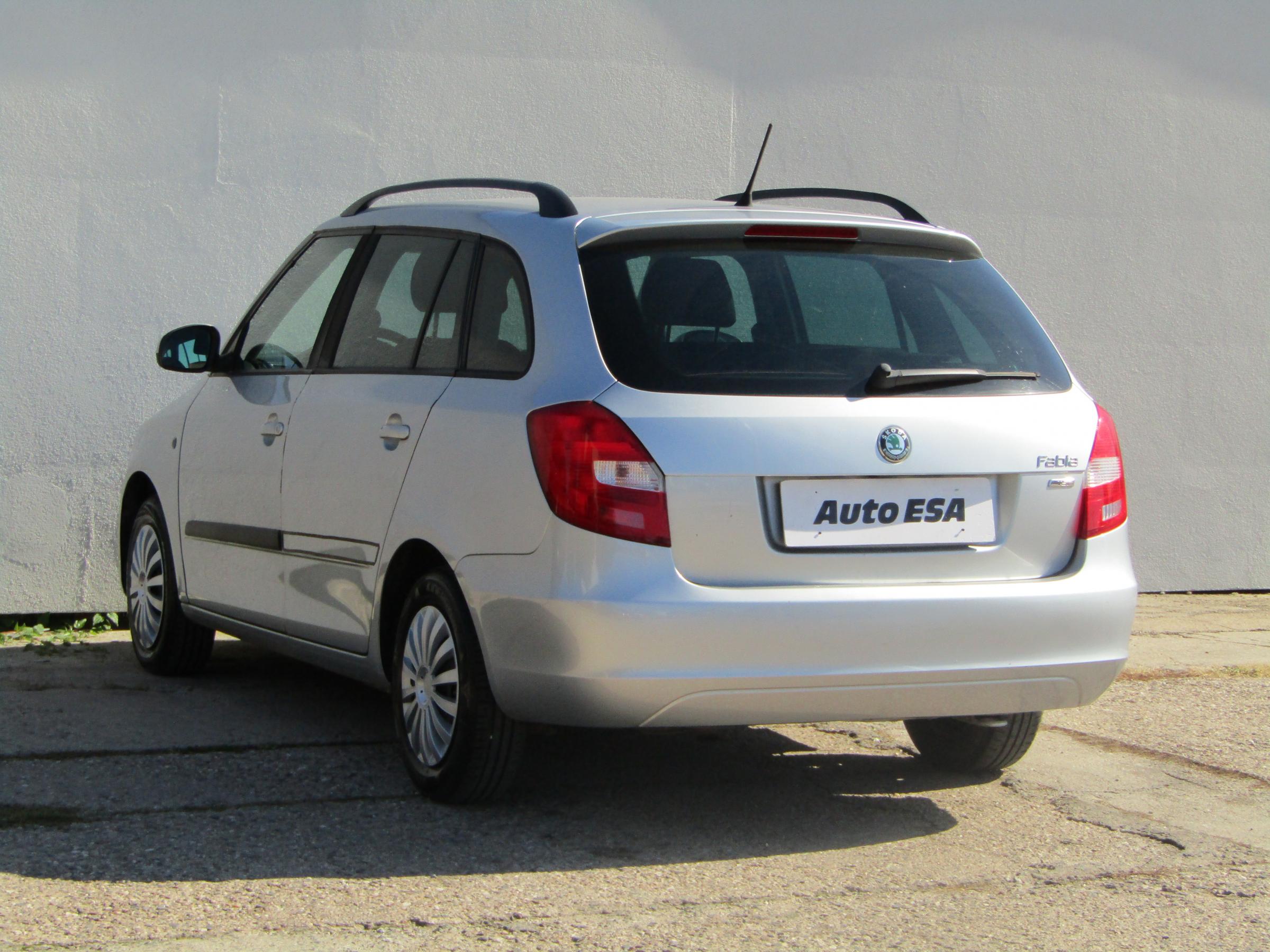 Škoda Fabia II, 2012 - pohled č. 4