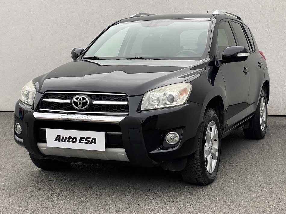 Toyota RAV4 2.2D  4x4