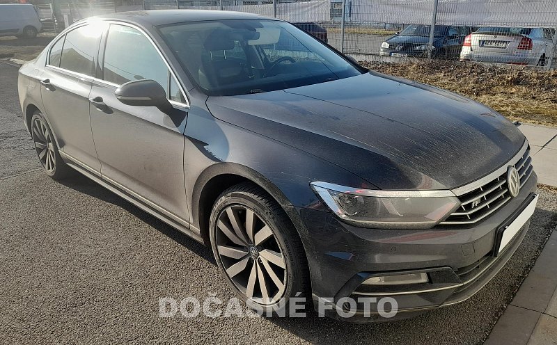 Volkswagen Passat 2.0 TDi R-Line