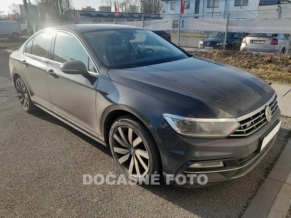 Volkswagen Passat 2.0 TDi R-Line